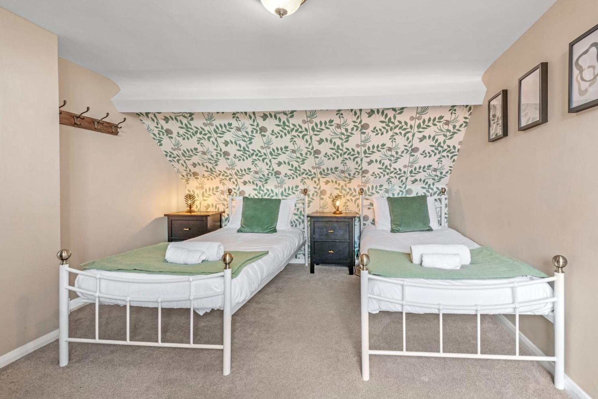 Villa Adventure House - Whitby Extérieur photo